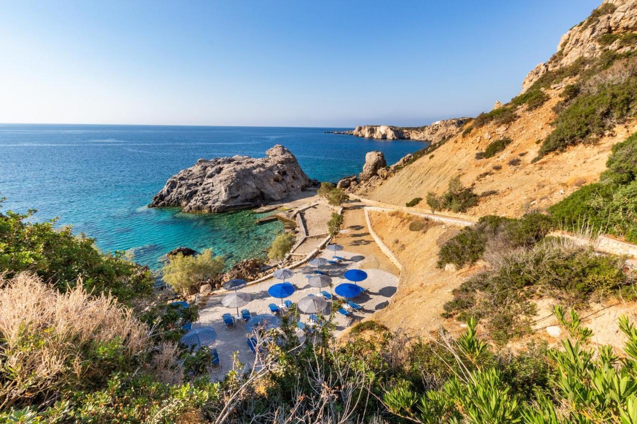 Castelia Bay Hotel Amoopi Bagian luar foto