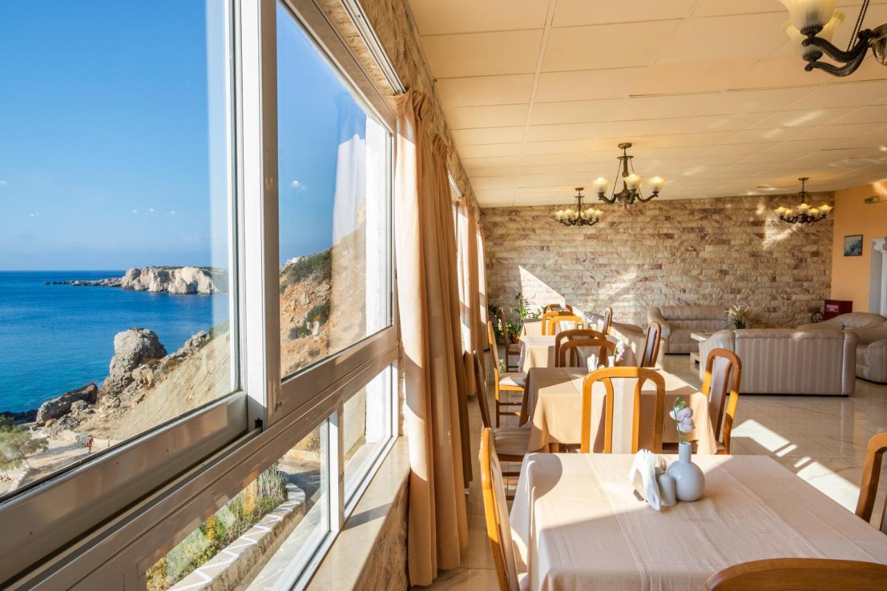 Castelia Bay Hotel Amoopi Bagian luar foto