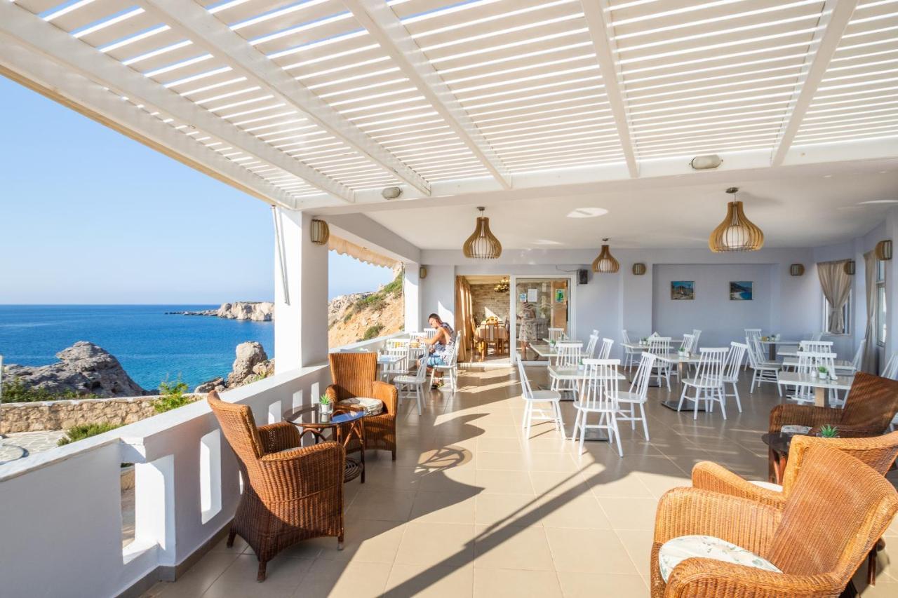 Castelia Bay Hotel Amoopi Bagian luar foto