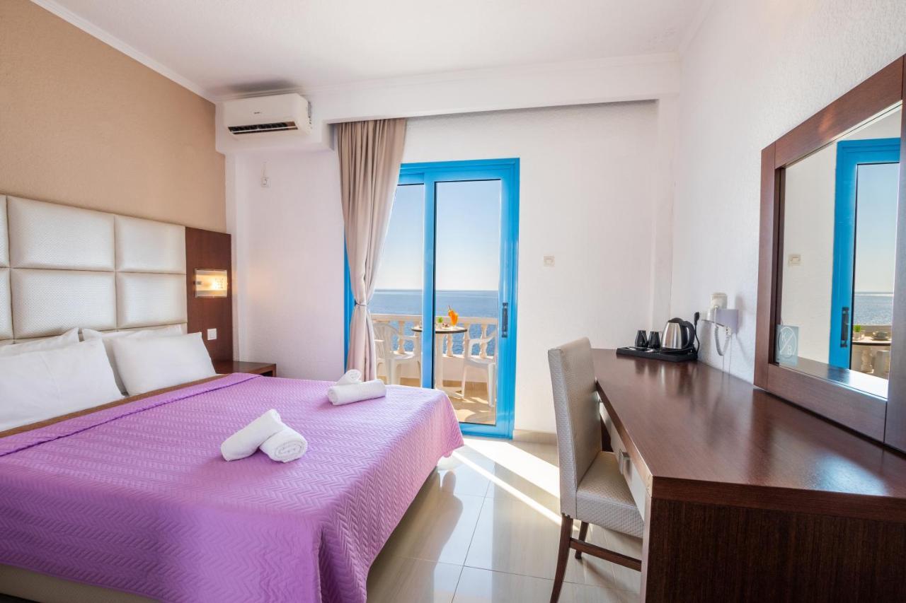 Castelia Bay Hotel Amoopi Bagian luar foto