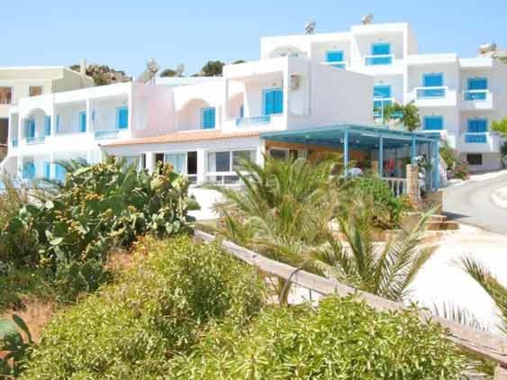 Castelia Bay Hotel Amoopi Bagian luar foto