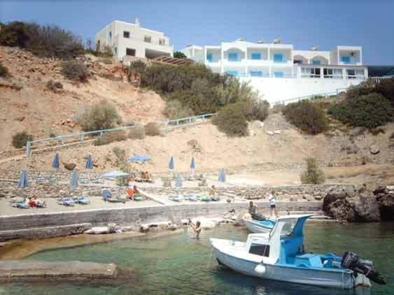 Castelia Bay Hotel Amoopi Bagian luar foto